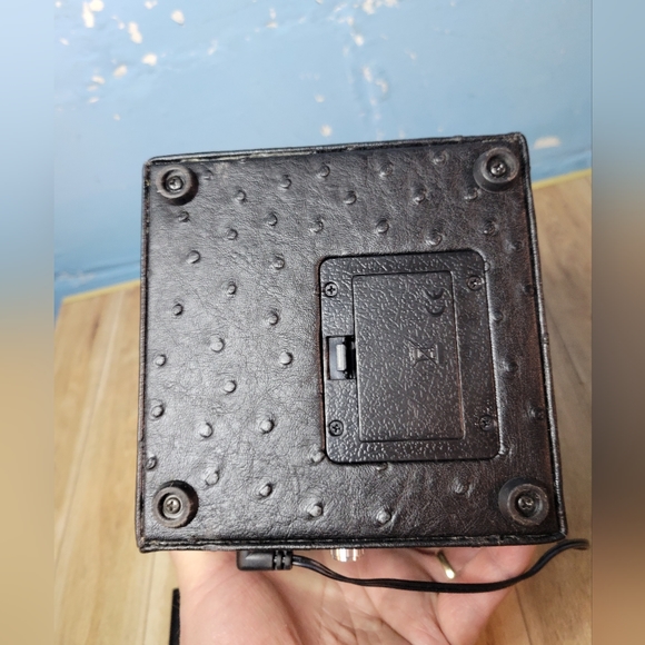 Watch winder and display box, nice condition , single watch - Picture 6 of 7